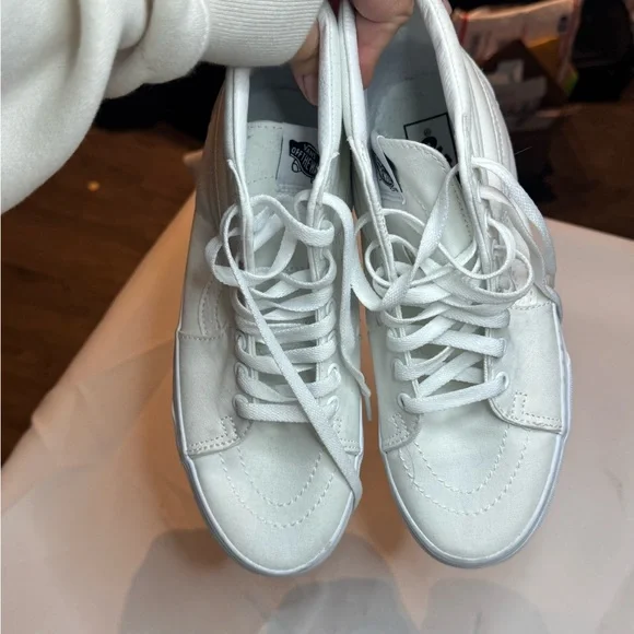 White vans high tops BRAND NEW MINT CONDITION - Picture 7 of 7